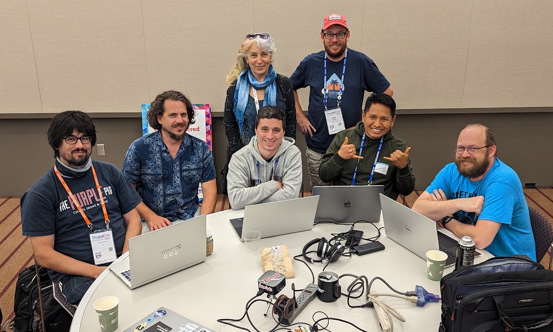 From left to right, Christopher Yu, Jon Pugh, Irina Zaks, devkinetic, Justin Keiser, and Cristian Torres